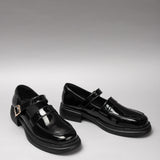 Women's shoes