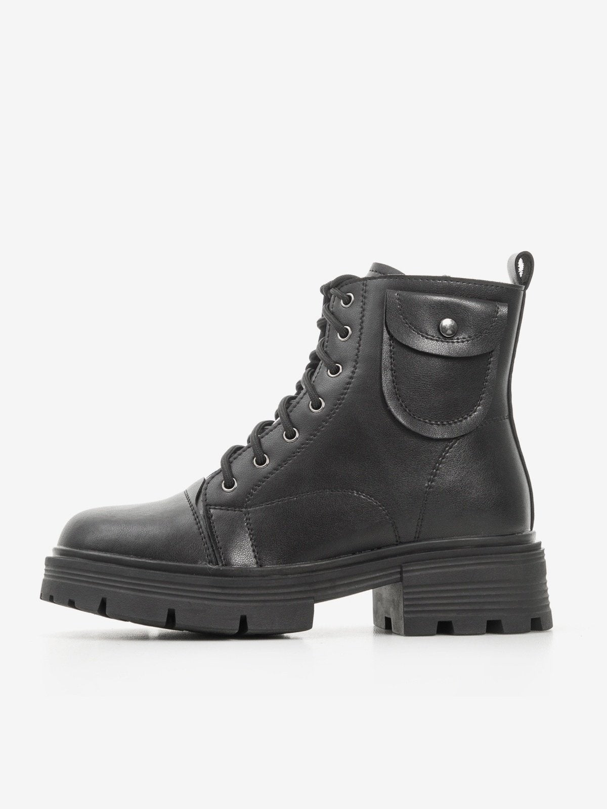 Women's leather shoes