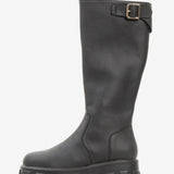 Women's leather shoes