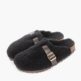 Women's slippers