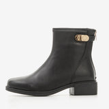 Women's leather shoes