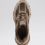 Leisure shoes