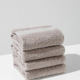 Cotton towel set in a basket - (4 VNT, 30 x 50 cm)