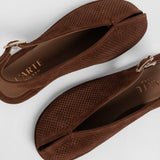 Women's leather slippers