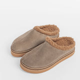 Women’s leather outdoor slippers with insulation