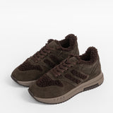 Women’s leather casual boots with insulation