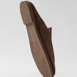 Women's leather clogs