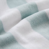 Set: large velour towel (90 x 170 cm) and cotton towels in a basket (4 VNT, 30 x 50 cm)