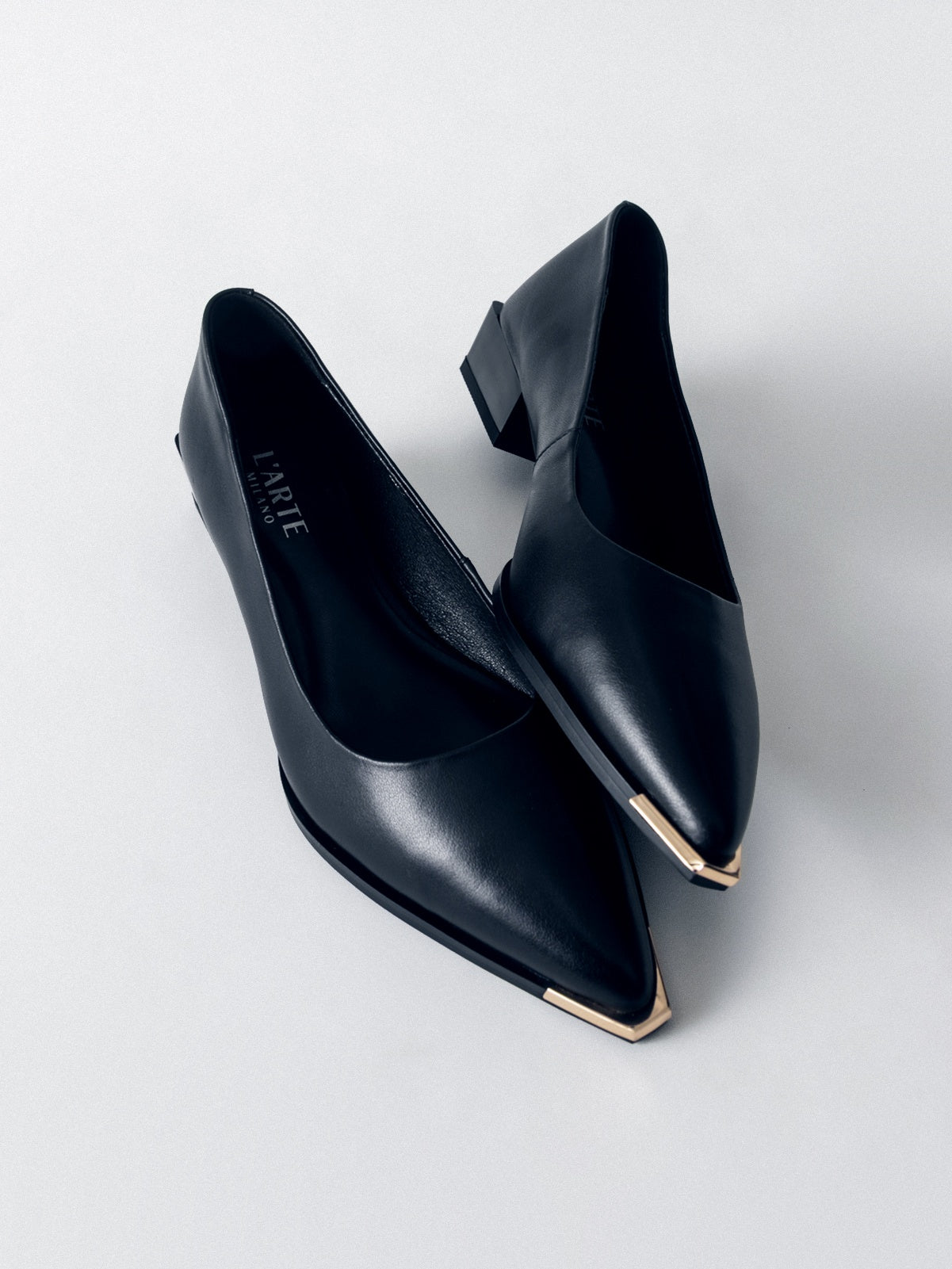 Women's leather shoes