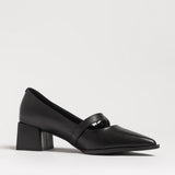 Women's leather shoes
