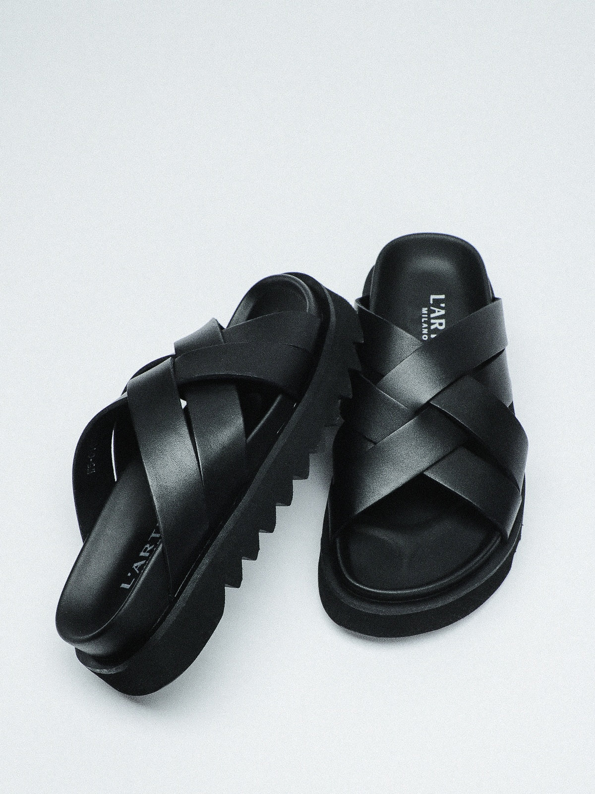 Women's leather sandals