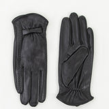 Women's leather gloves