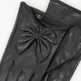 Women's leather gloves