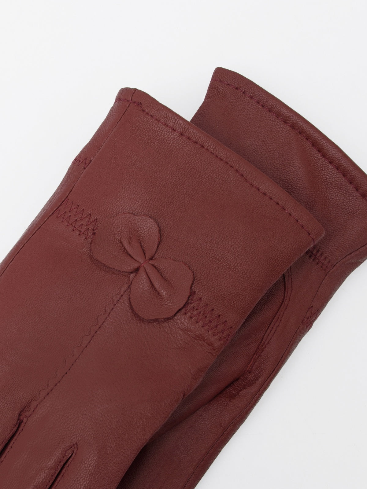 Women's leather gloves