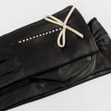 Women's leather gloves