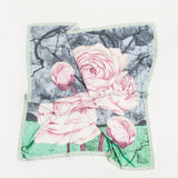 Women's scarf