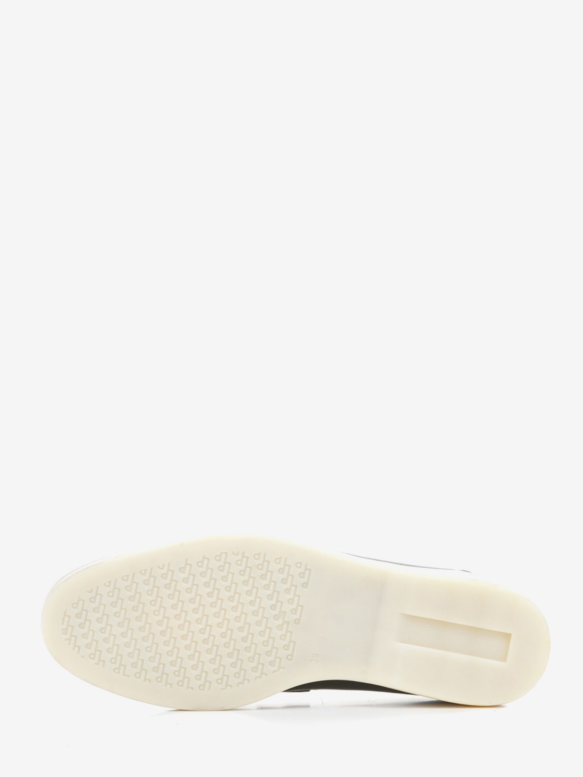 Women's shoes